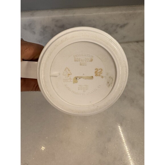 Retro VTG 1995 World Series Champions Atlanta Braves Large Plastic Mug Cup 22 Oz - Picture 8 of 13